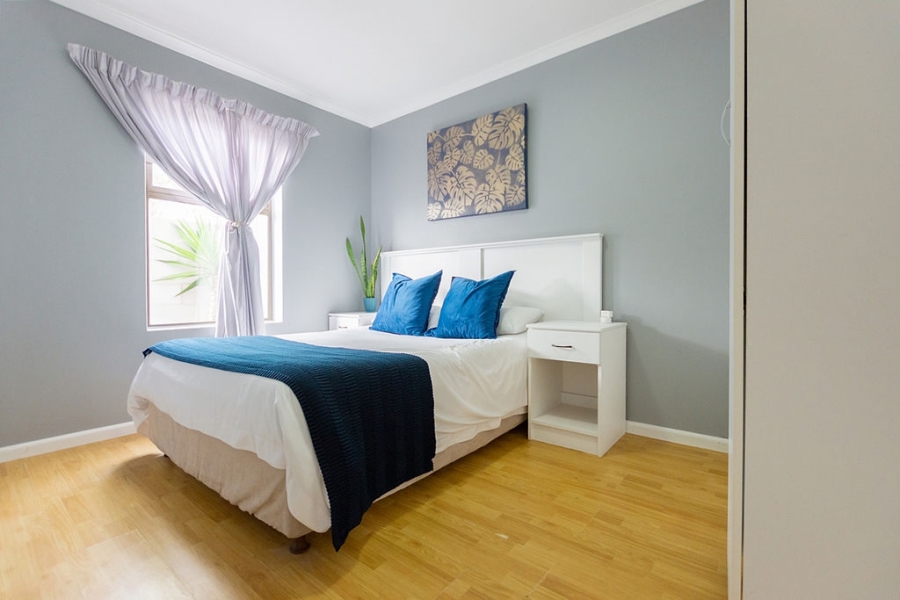 2 Bedroom Property for Sale in Country Club Western Cape